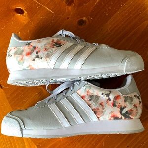 Adidas Samoa Gray & Floral Sz 6.5 Rare!